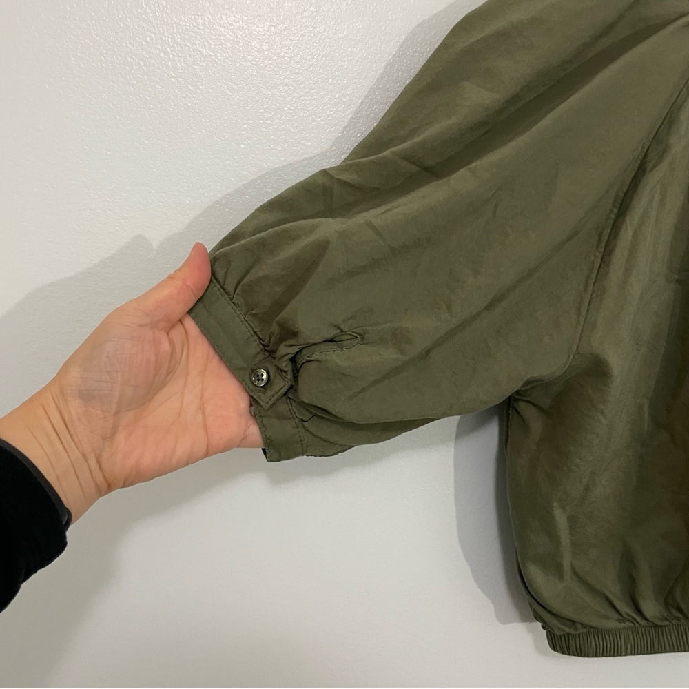 Aerie Olive Green Split Henley Neck Bubble Sleeve Cropped Women's Top XS - Picture 6 of 9